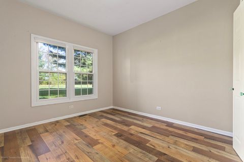 Tiny photo for 52 Oak Creek Drive, Yorkville, IL 60560 (MLS # 12474333)