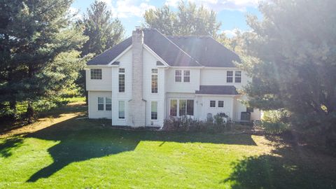 Tiny photo for 52 Oak Creek Drive, Yorkville, IL 60560 (MLS # 12474333)