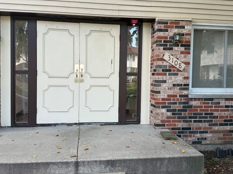 Tiny photo for 3108 ROBERTS Drive #6, Woodridge, IL 60517 (MLS # 12477993)