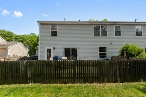 Tiny photo for 417 Newbury Drive, Island Lake, IL 60042 (MLS # 12675465)