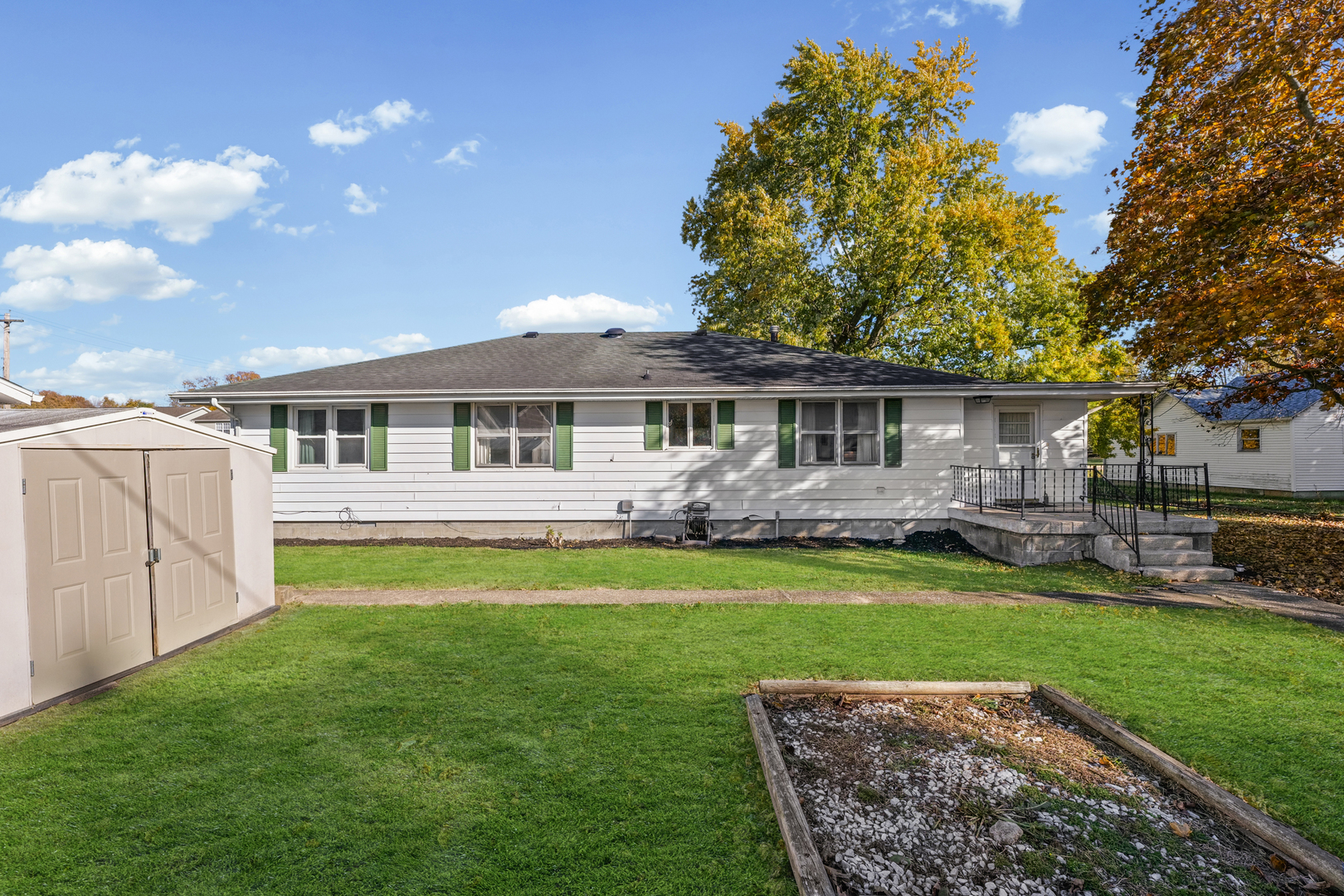 419 N MAIN Street