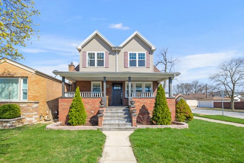Tiny photo for 10459 S Troy Street, Chicago, IL 60655 (MLS # 12657807)