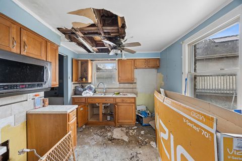 Tiny photo for 180 E 16th Street, Chicago Heights, IL 60411 (MLS # 12595397)