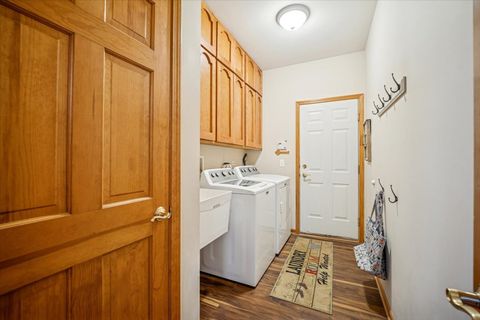 Tiny photo for 1101 King Edward Avenue, St. Charles, IL 60174 (MLS # 12571265)