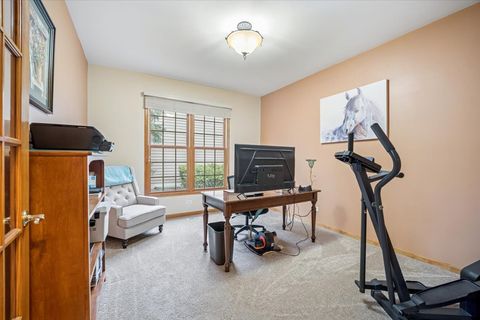 Tiny photo for 1101 King Edward Avenue, St. Charles, IL 60174 (MLS # 12571265)