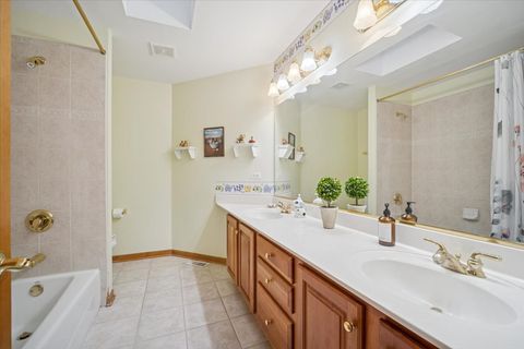 Tiny photo for 1101 King Edward Avenue, St. Charles, IL 60174 (MLS # 12571265)