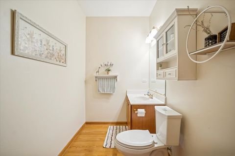 Tiny photo for 1101 King Edward Avenue, St. Charles, IL 60174 (MLS # 12571265)