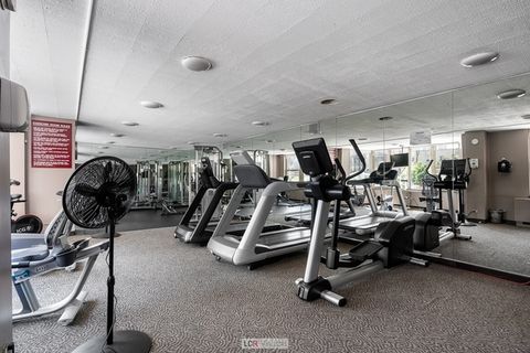 Tiny photo for 525 W HAWTHORNE Place #1104, Chicago, IL 60657 (MLS # 12507425)