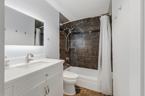 Tiny photo for 525 W HAWTHORNE Place #1104, Chicago, IL 60657 (MLS # 12507425)