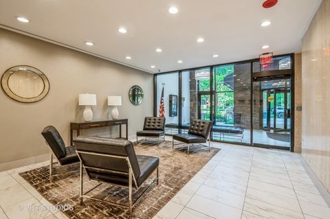 Tiny photo for 525 W HAWTHORNE Place #1104, Chicago, IL 60657 (MLS # 12507425)