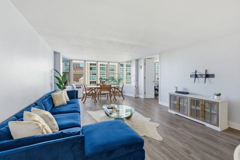 Tiny photo for 525 W HAWTHORNE Place #1104, Chicago, IL 60657 (MLS # 12507425)