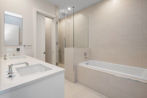 Tiny photo for 2773 N Hampden Court #401, Chicago, IL 60614 (MLS # 12491654)