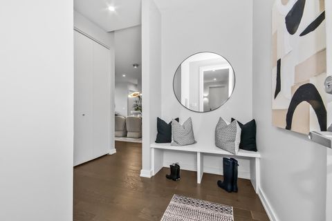 Tiny photo for 2773 N Hampden Court #401, Chicago, IL 60614 (MLS # 12491654)