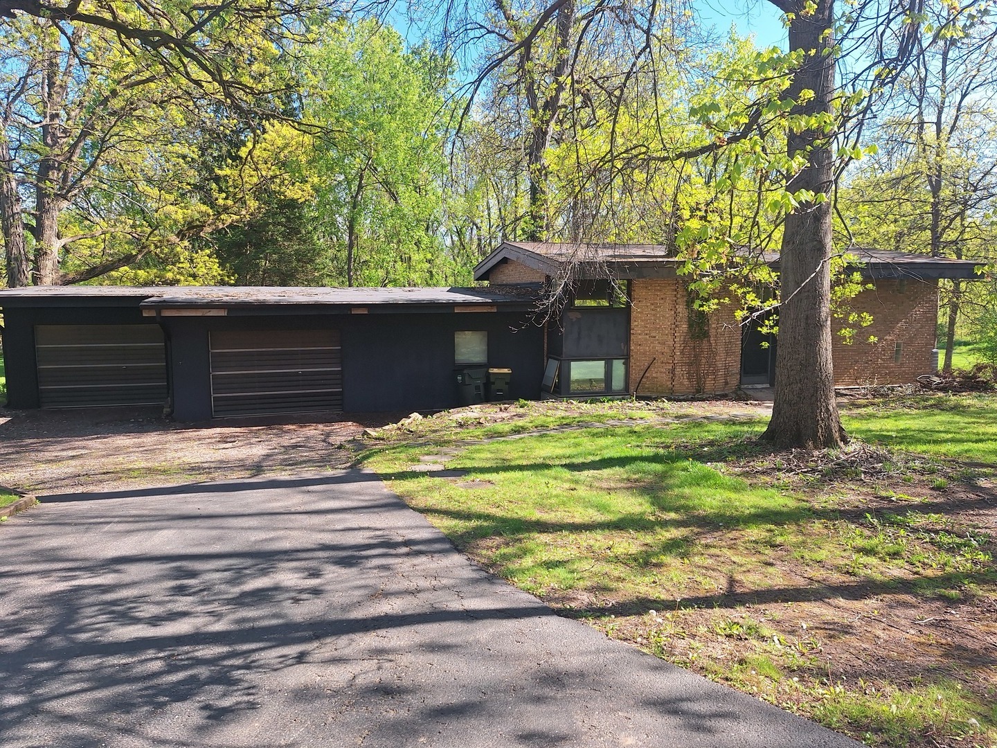 2065 Hickory Lane