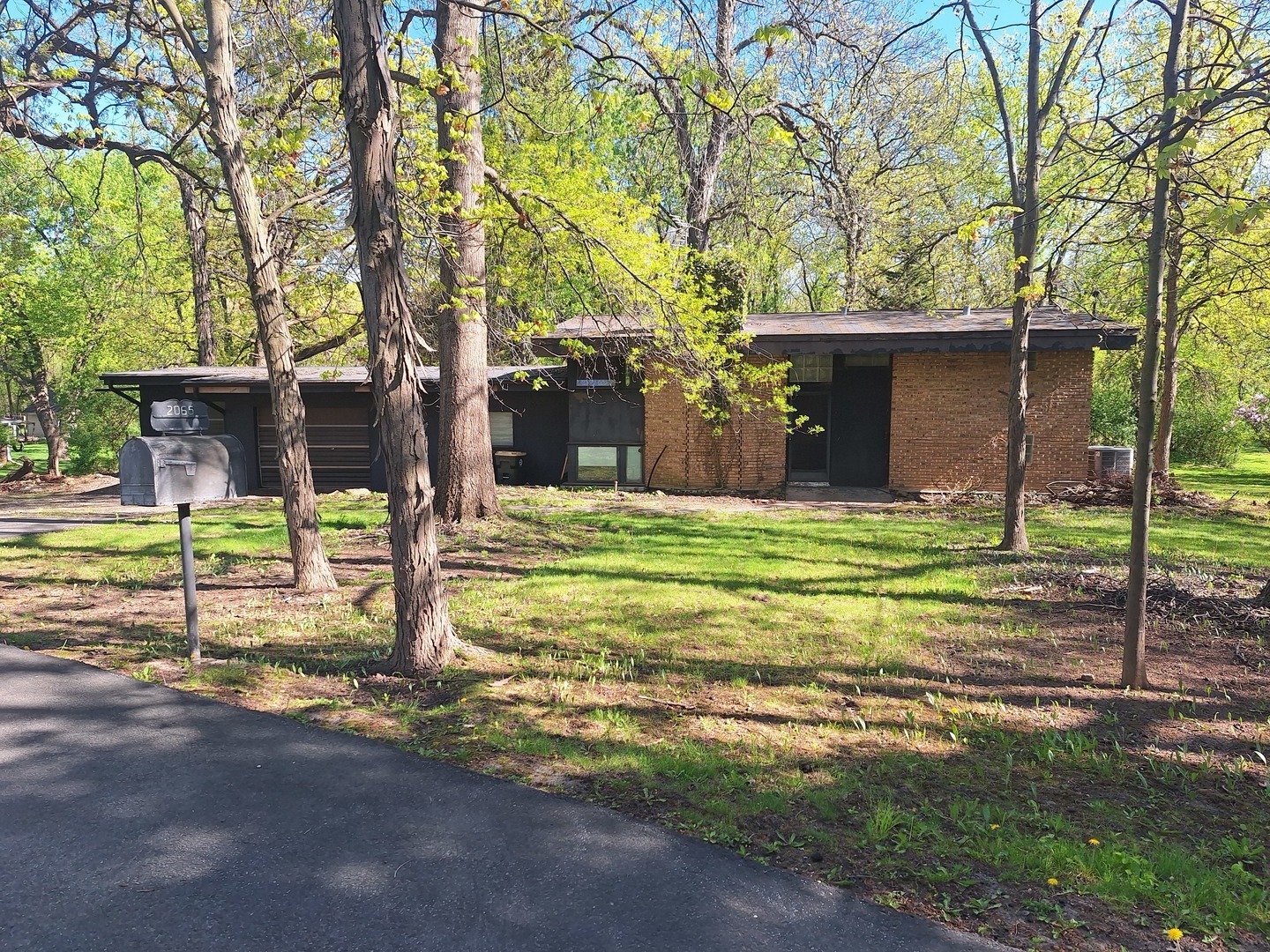 2065 Hickory Lane