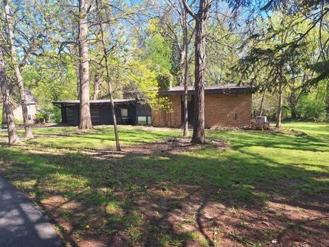 2065 Hickory Lane Schaumburg IL 60195