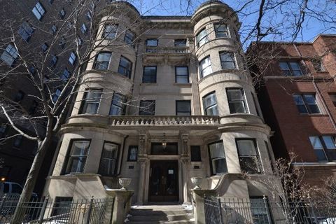 3020 N SHERIDAN Road 4S Chicago IL 60657