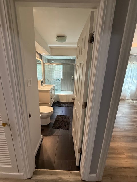 Tiny photo for 47 W Algonquin Road, Des Plaines, IL 60016 (MLS # 12696487)