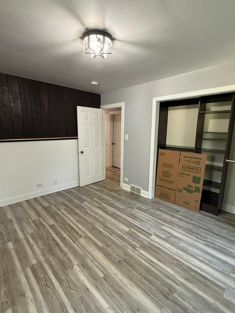 Tiny photo for 47 W Algonquin Road, Des Plaines, IL 60016 (MLS # 12696487)