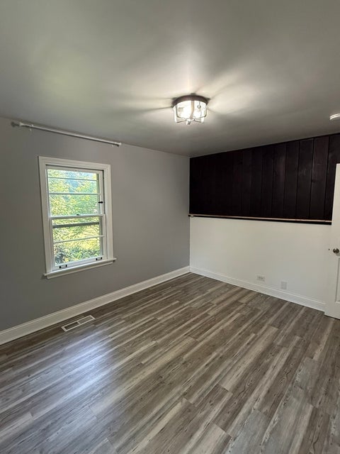 Tiny photo for 47 W Algonquin Road, Des Plaines, IL 60016 (MLS # 12696487)