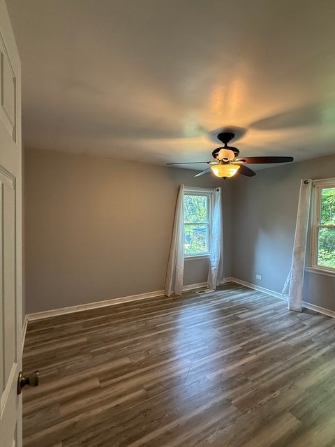 Tiny photo for 47 W Algonquin Road, Des Plaines, IL 60016 (MLS # 12696487)