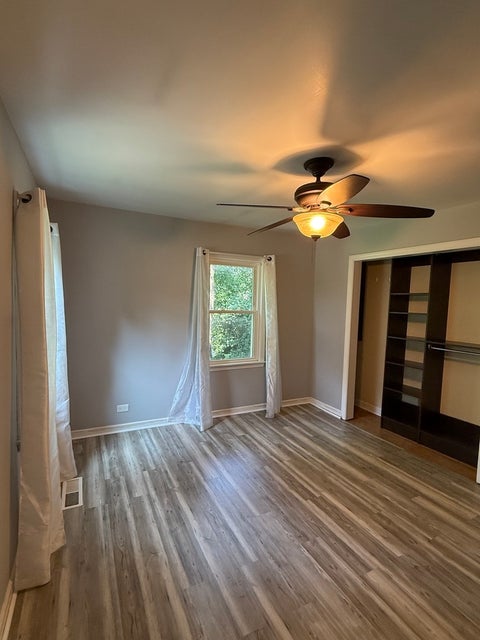 Tiny photo for 47 W Algonquin Road, Des Plaines, IL 60016 (MLS # 12696487)