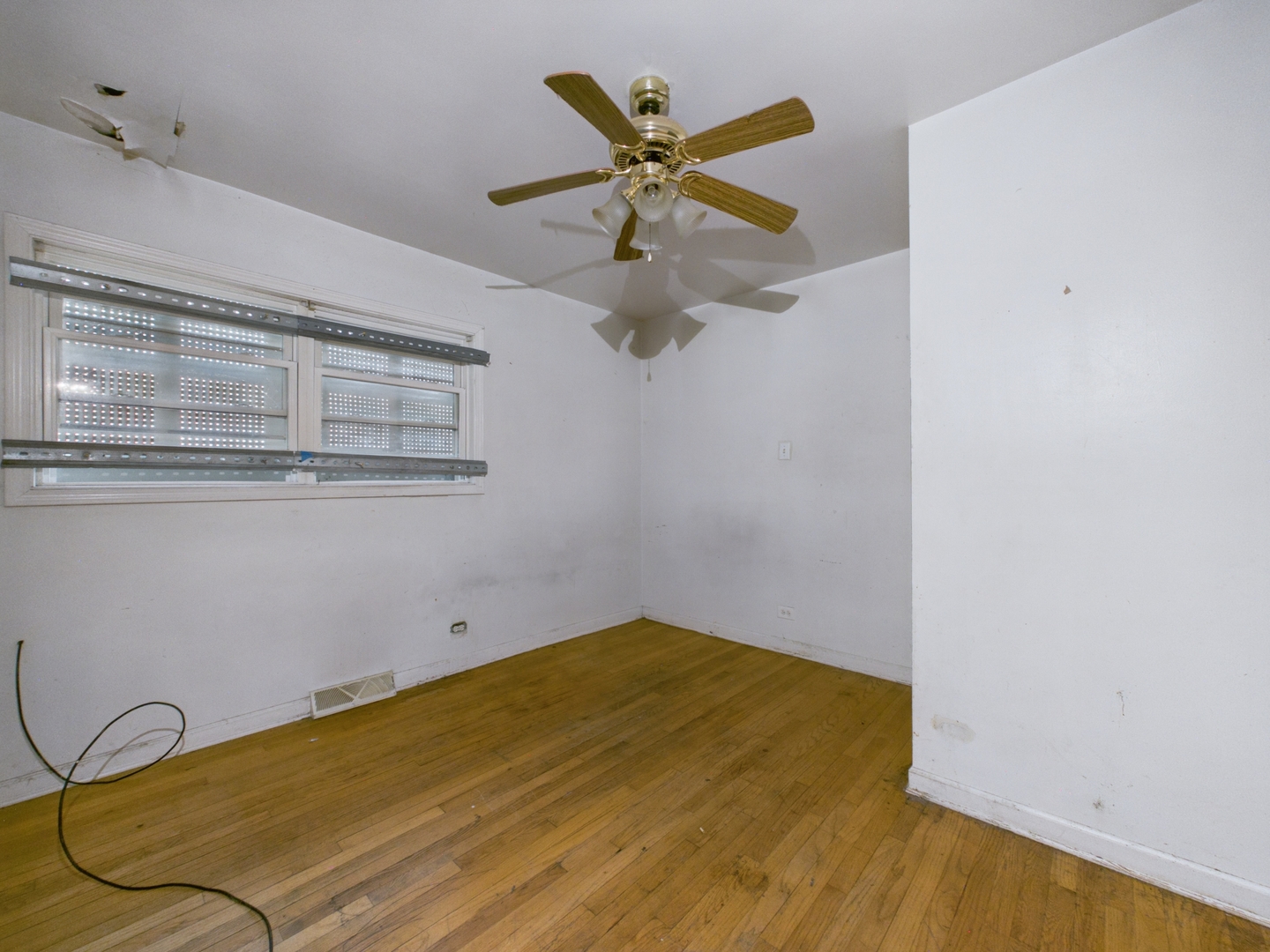 703 W 116th Street