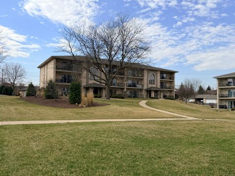 Tiny photo for 17828 Bernard Drive #1A, Orland Park, IL 60467 (MLS # 12603179)