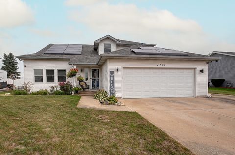 Photo of 1702 Timberline Drive, Joliet, IL 60431 (MLS # 12481359)