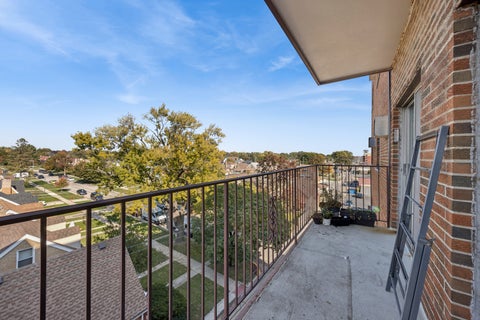 Tiny photo for 7830 W North Avenue #513, Elmwood Park, IL 60707 (MLS # 12789832)