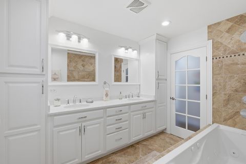 Tiny photo for 532 Lois Court, Mount Prospect, IL 60056 (MLS # 12583930)