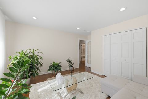 Tiny photo for 532 Lois Court, Mount Prospect, IL 60056 (MLS # 12583930)