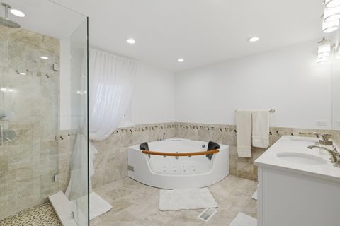 Tiny photo for 532 Lois Court, Mount Prospect, IL 60056 (MLS # 12583930)