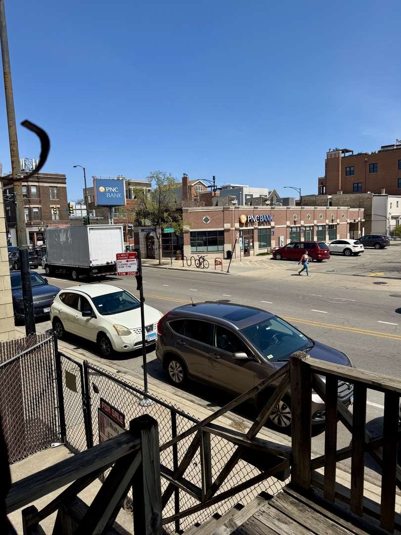 1948 N Damen Avenue