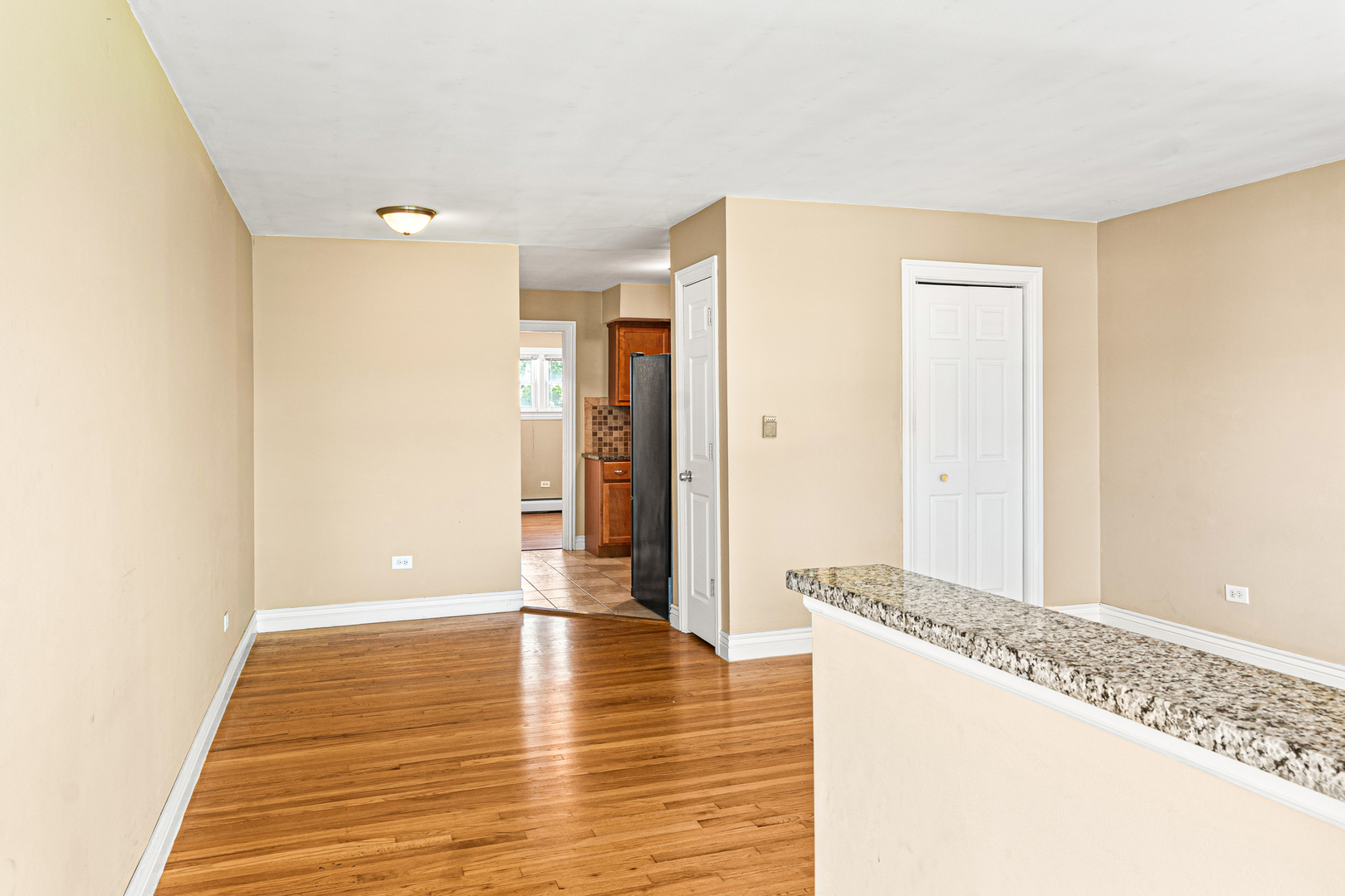 1103 Holiday Lane 13