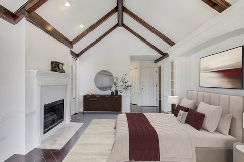 Tiny photo for 5937 N Sauganash Lane, Chicago, IL 60646 (MLS # 12559457)