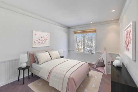 Tiny photo for 5937 N Sauganash Lane, Chicago, IL 60646 (MLS # 12559457)