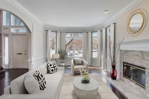 Tiny photo for 5937 N Sauganash Lane, Chicago, IL 60646 (MLS # 12559457)