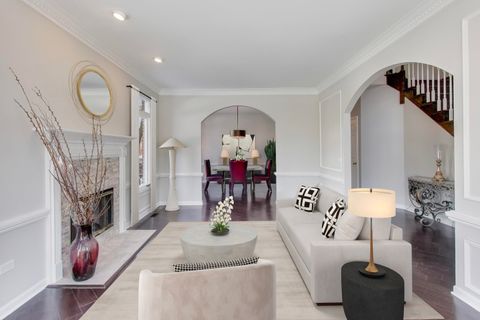 Tiny photo for 5937 N Sauganash Lane, Chicago, IL 60646 (MLS # 12559457)