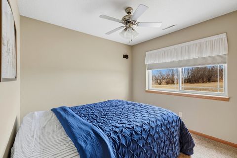 Tiny photo for 1570 Savannah Circle #A1, Davenport, IA 52807 (MLS # 12604038)