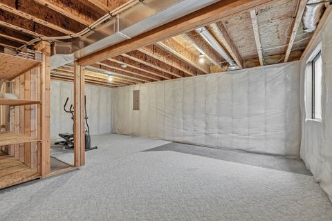 Tiny photo for 1570 Savannah Circle #A1, Davenport, IA 52807 (MLS # 12604038)