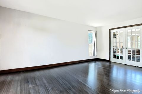 Tiny photo for 1724 Hartford Lane, Crystal Lake, IL 60014 (MLS # 12463747)