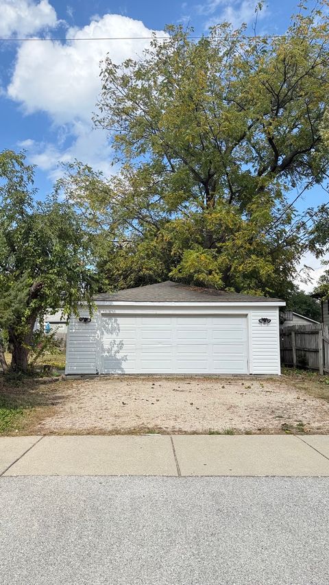 Tiny photo for 511 S Cass Avenue, Westmont, IL 60559 (MLS # 12559740)
