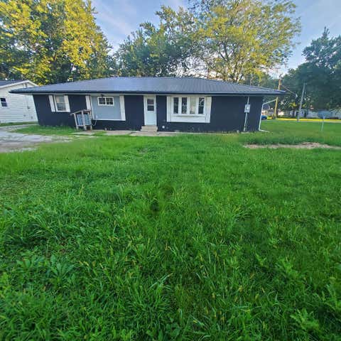 Tiny photo for 204 3rd Street, Dewey, IL 61840 (MLS # 12737864)