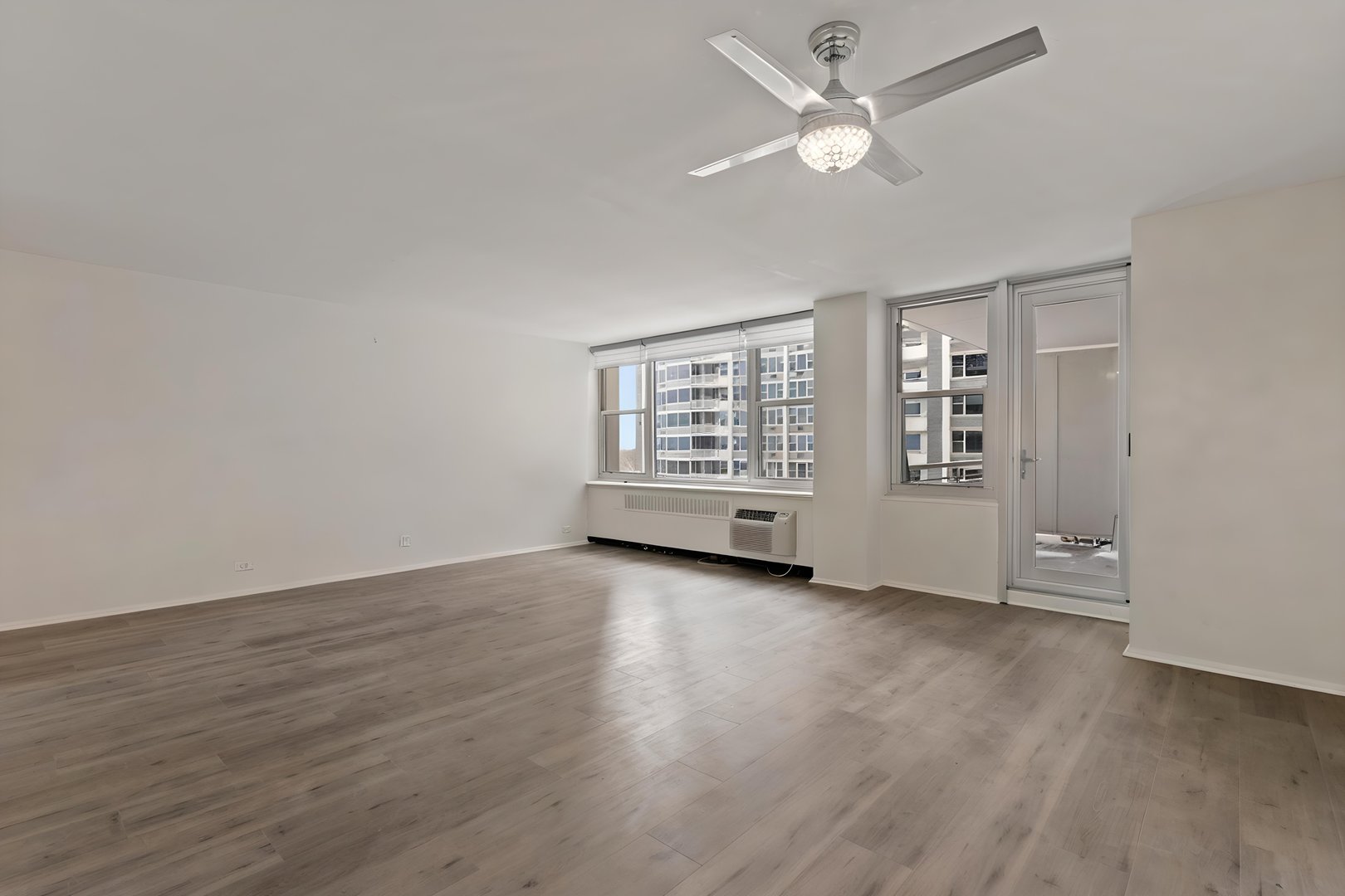 4250 N Marine Drive 827