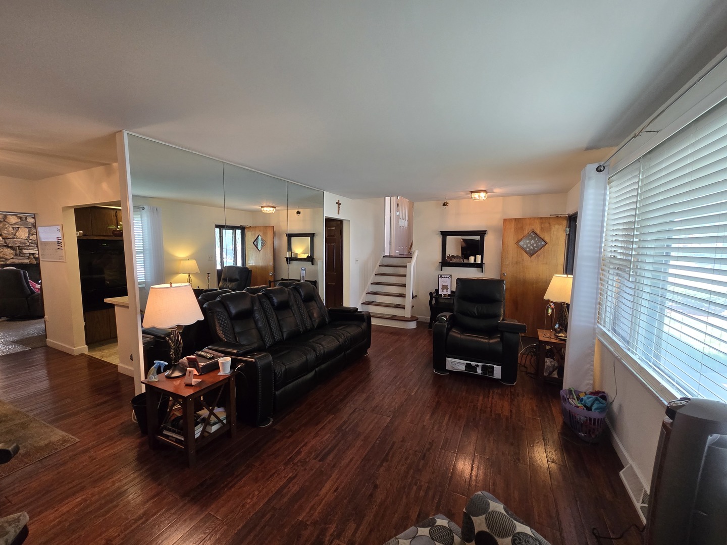 7121 W 82nd Street