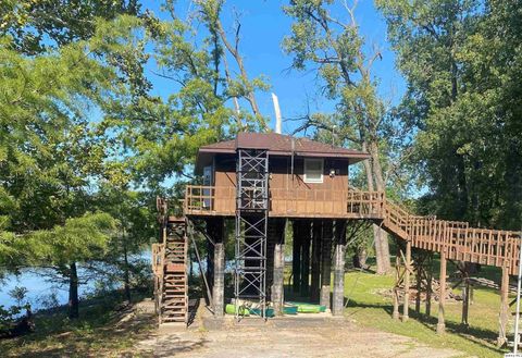 Photo of 3625 Bonansinga Dr. Dr, Quincy, IL 62305 (MLS # 12489135)
