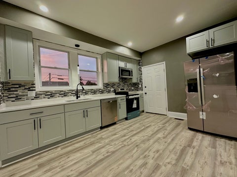Tiny photo for 801 S 16th Avenue, Maywood, IL 60153 (MLS # 12774763)