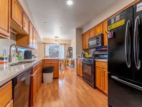 Tiny photo for 1132 E Randville Drive #2H, Palatine, IL 60074 (MLS # 12579123)