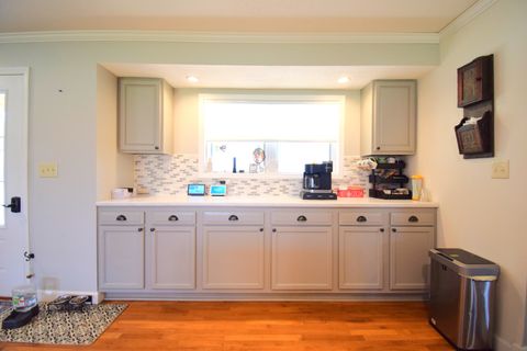 Tiny photo for 15665 N Angling Lane, Mt Vernon, IL 62864 (MLS # 12603051)